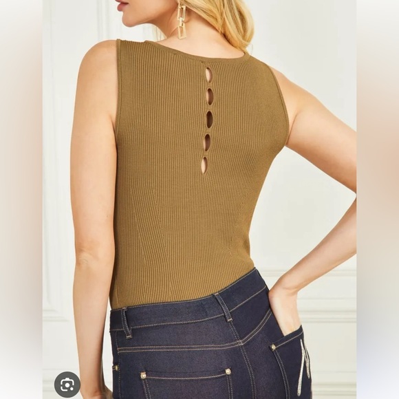 GUESS BY MARCIANO: NWT! Aretha Ribbed Sleeveless Top size XS. Sold out on site! - Picture 3 of 6